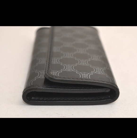 🔥 NWT Authentic CELINE Macadam Blason Vinyl Leather 6 Hooks Key Case - Picture 3 of 15